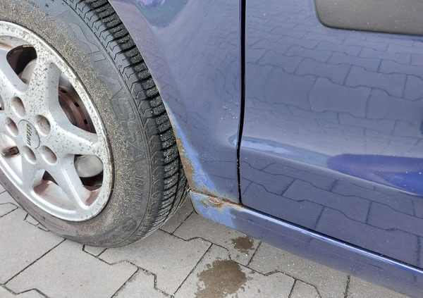 Volkswagen Polo cena 5200 przebieg: 198050, rok produkcji 2004 z Jarocin małe 154